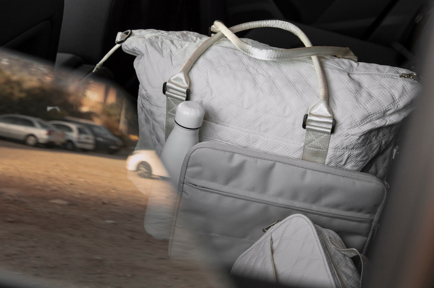 Sac à Langer de Voyage "Évasion" – L'Ensemble 2-en-1 Chic & Pratique