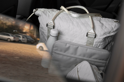 Sac à Langer de Voyage "Évasion" – L'Ensemble 2-en-1 Chic & Pratique